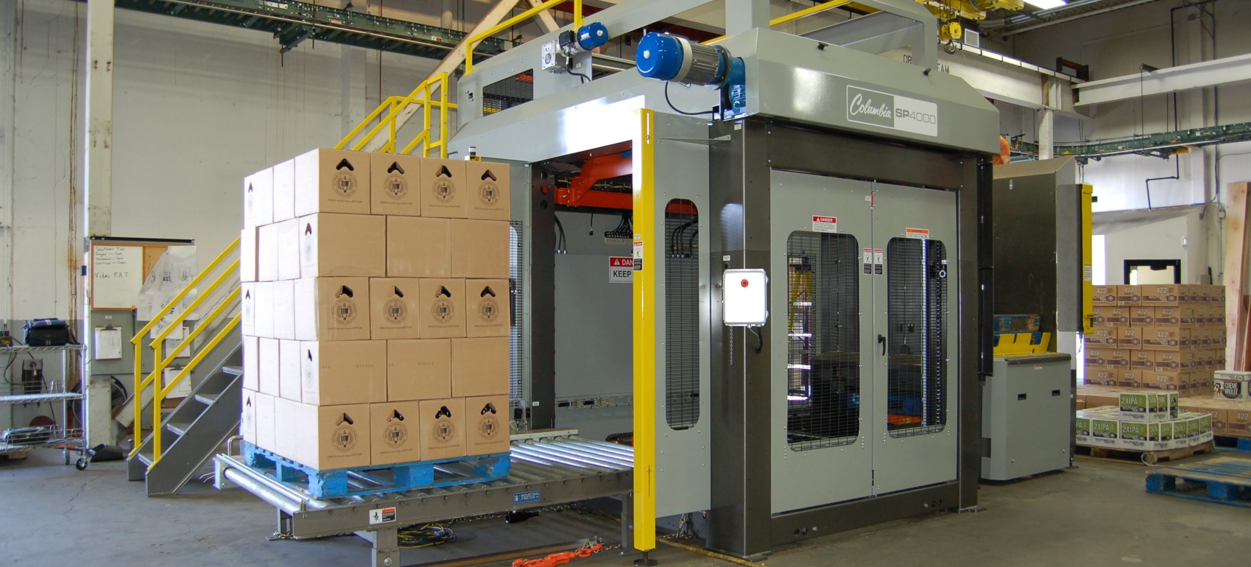 Image of a SP400 high level palletizer.